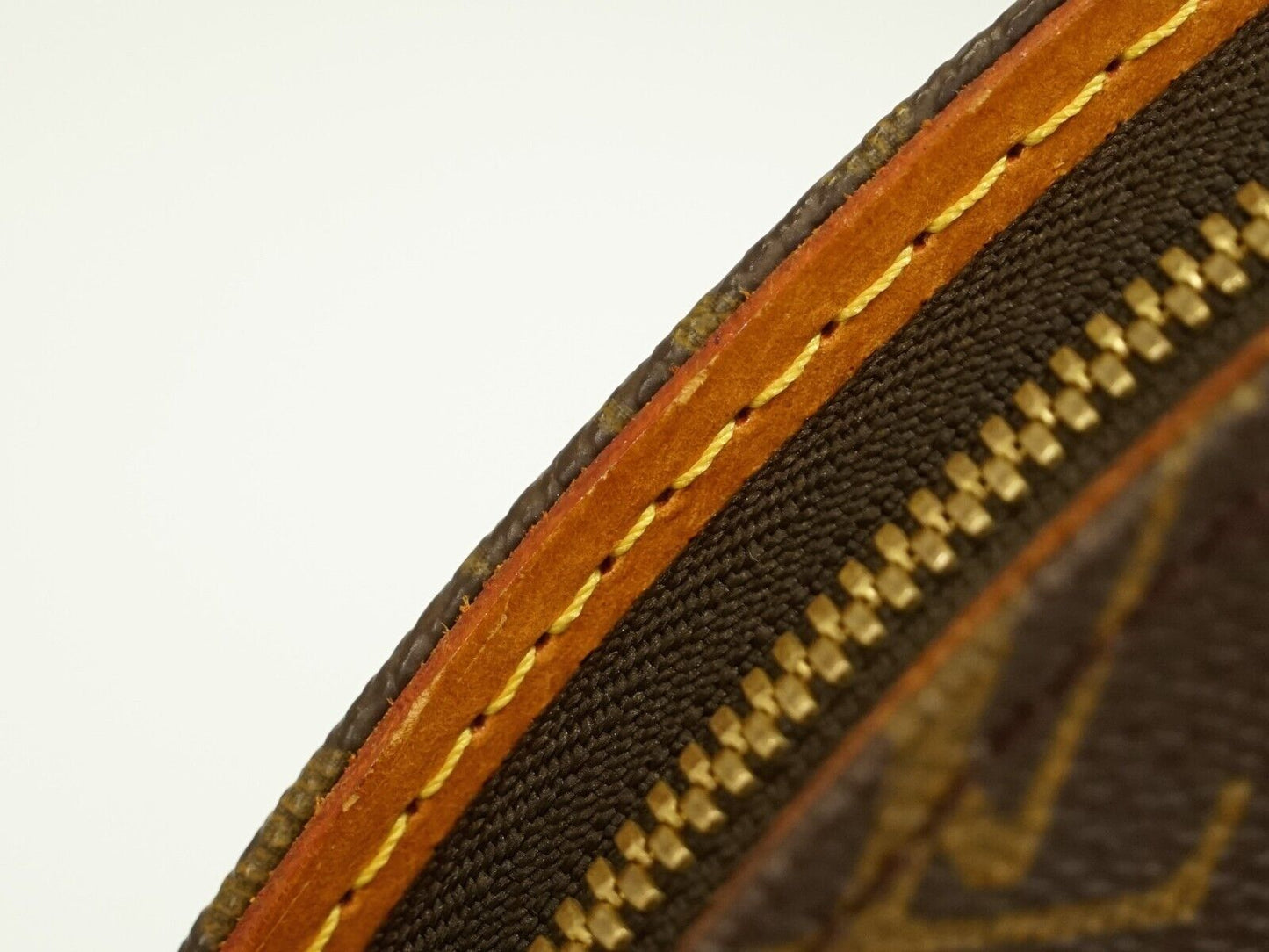 Louis Vuitton Ellipse PM Handbag