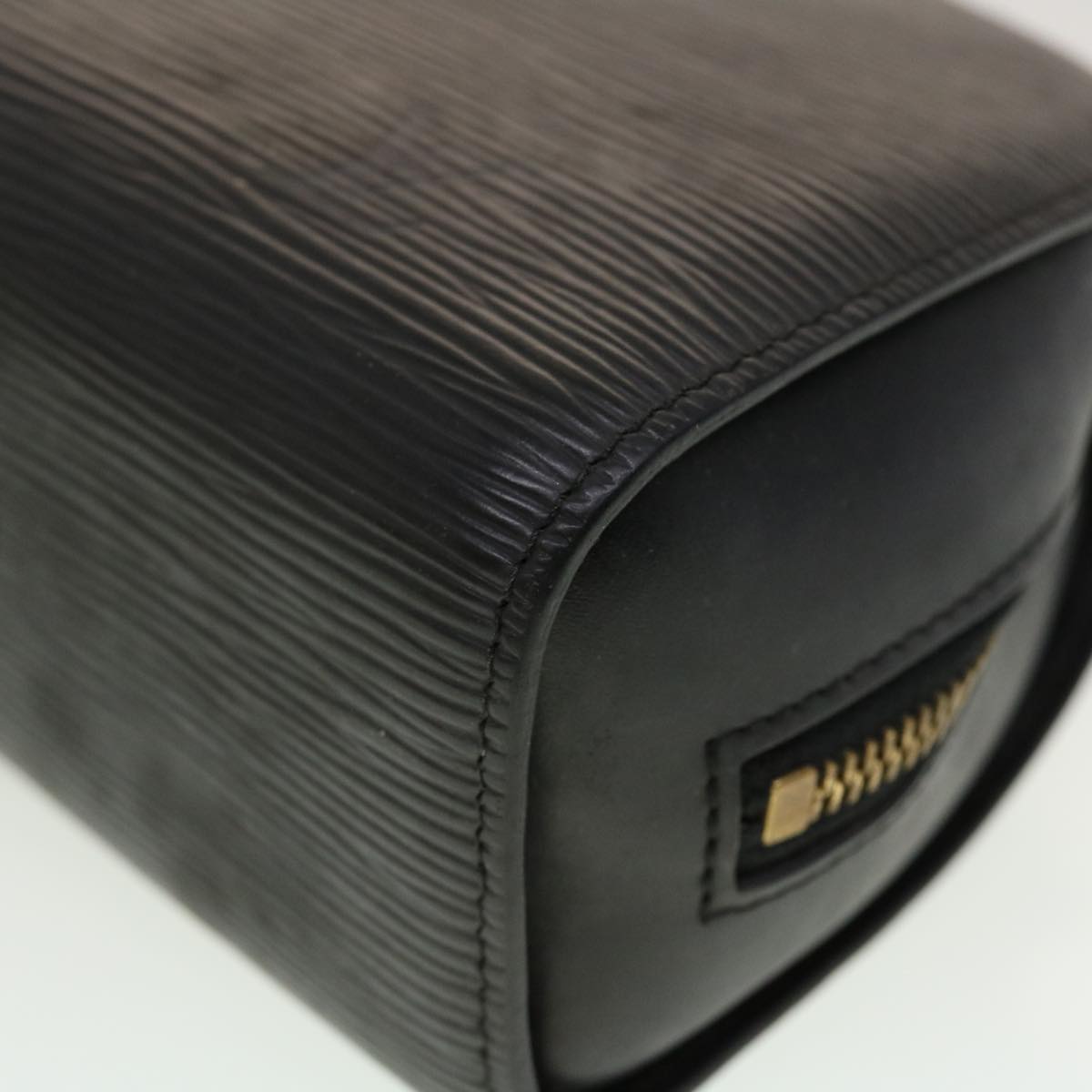 LOUIS VUITTON Epi Dauphine GM Pouch Black M48432 LV  45072
