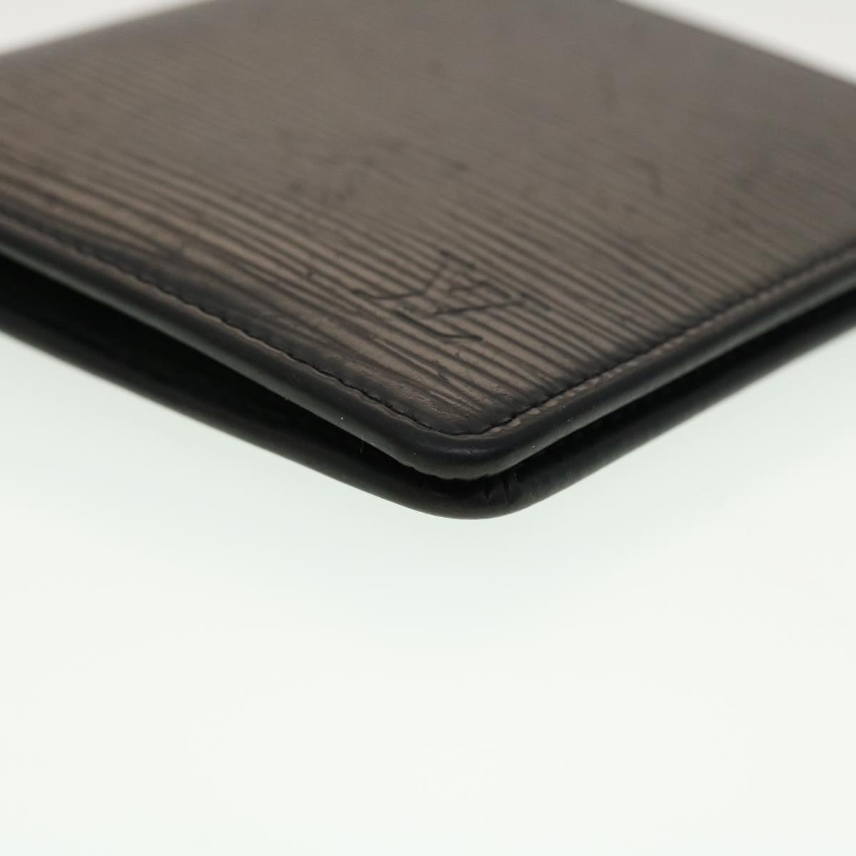 LOUIS VUITTON Epi Bifold Wallet Black LV  45100