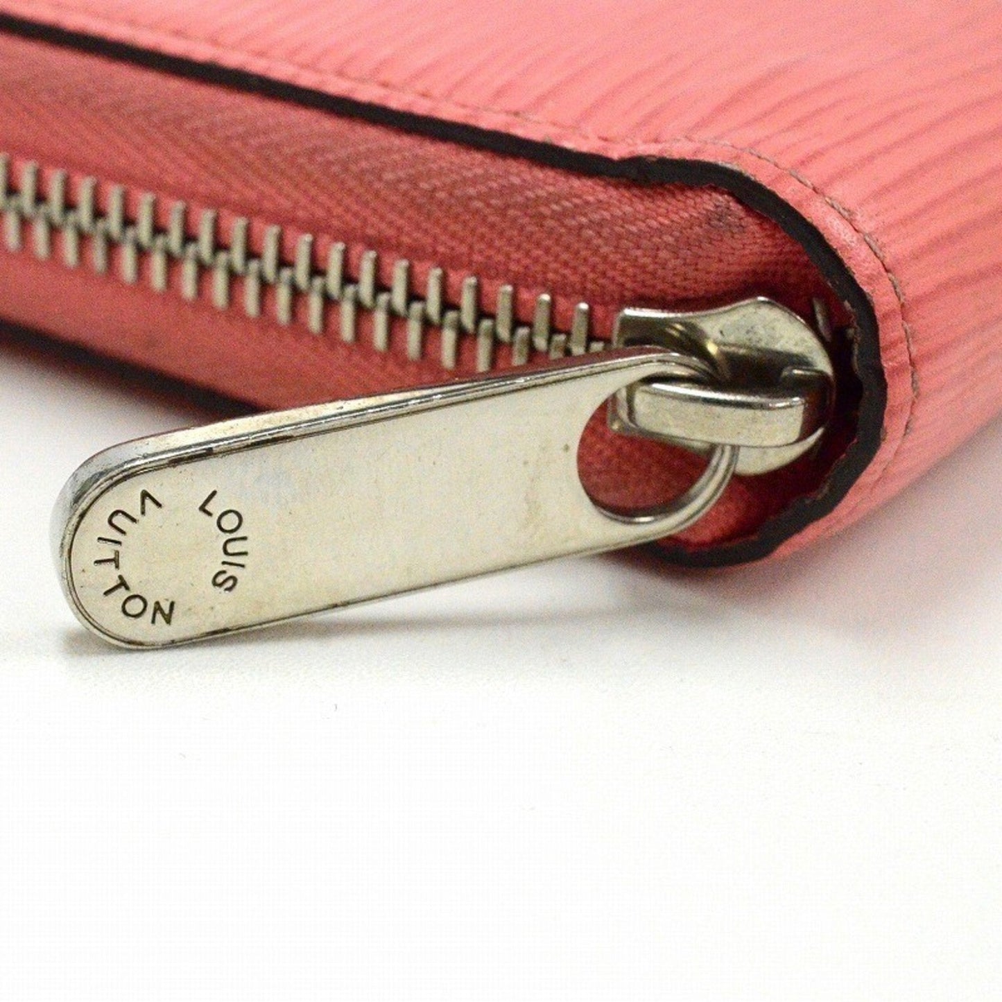 Louis Vuitton Epi  Epi Leather Long Wallet (Bi-Fold)