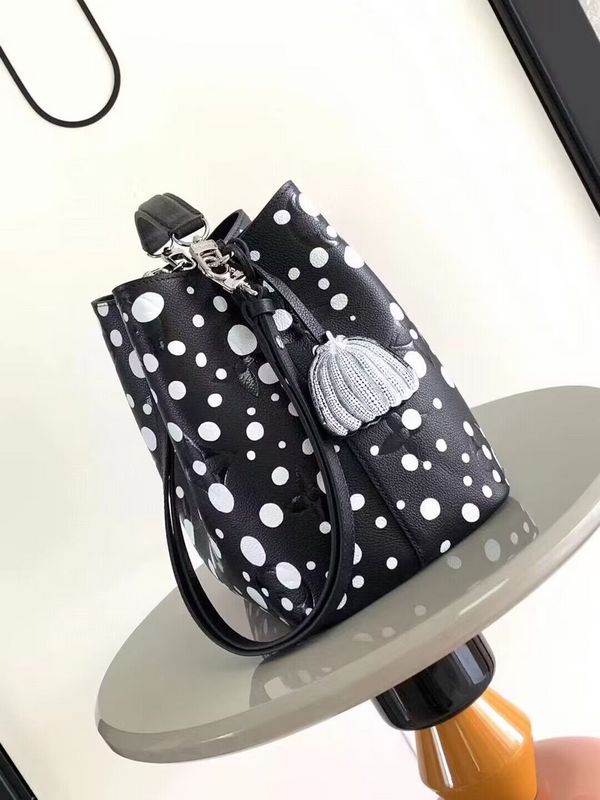 Alice bags - Louis Vuittons  - 15262