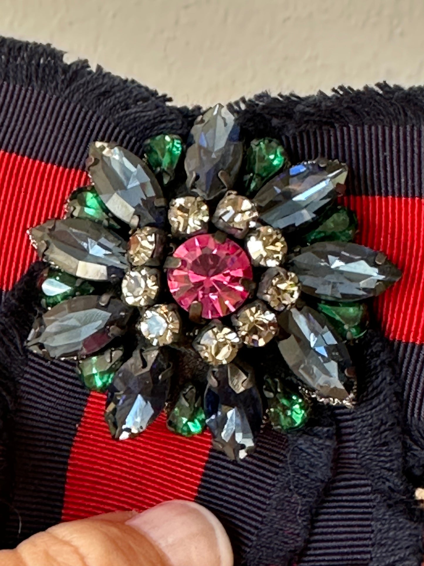 Gucci Bow Brooch in Red and Blue