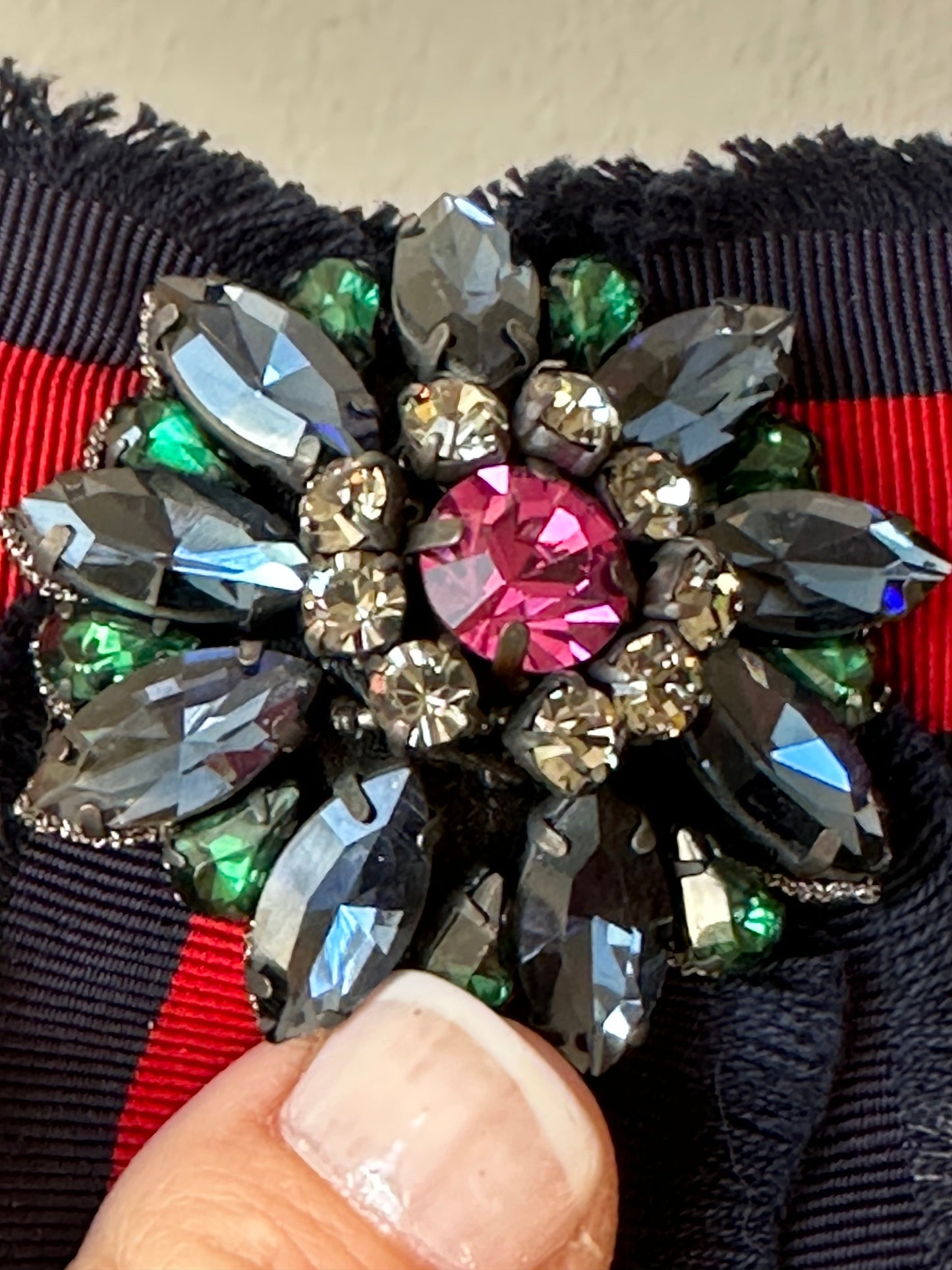 Gucci Bow Brooch in Red and Blue