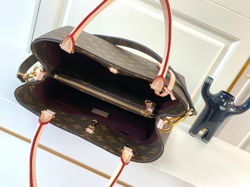 Alice Bags- Louis Vuittons  - 16300