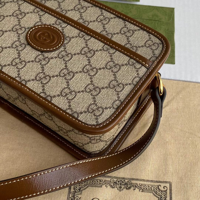 Gucci   Luxury Bags  973