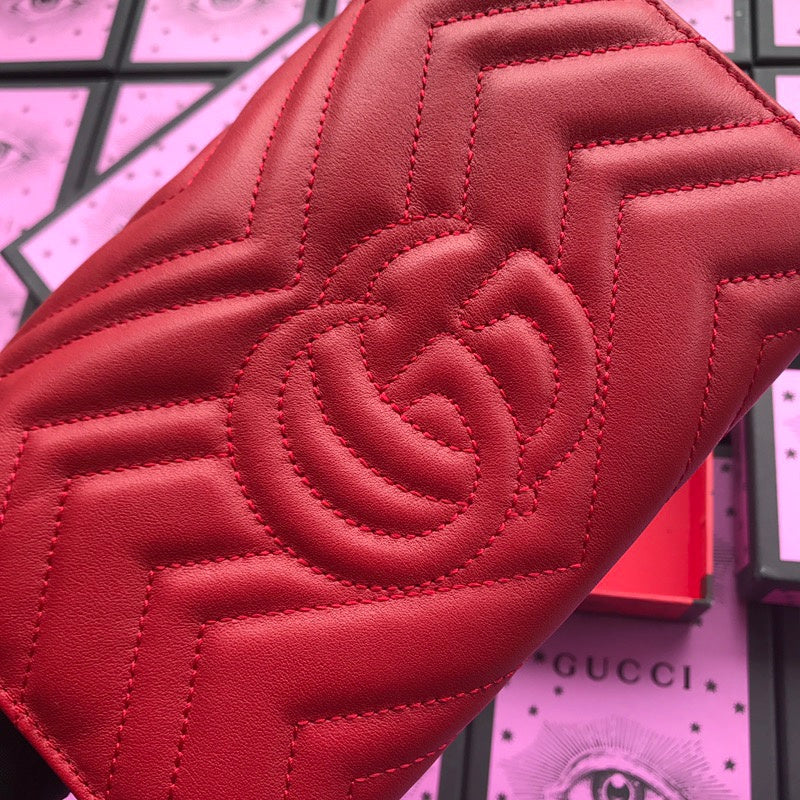 Gucci   Luxury Bags  935