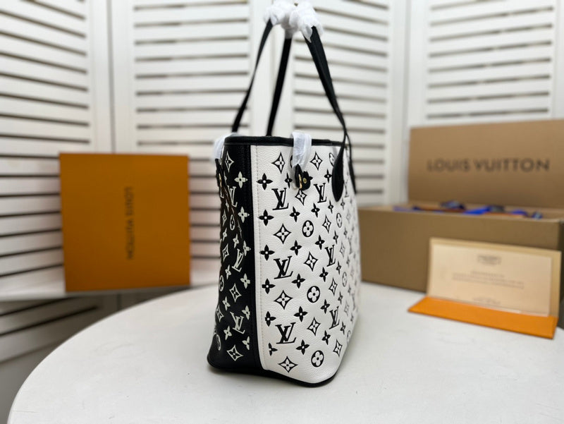 Alice Bags- Louis Vuittons  - 16575