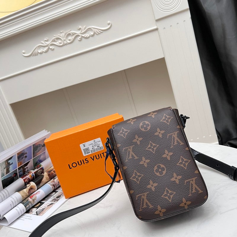 Alice Bags- Louis Vuittons  - 16492