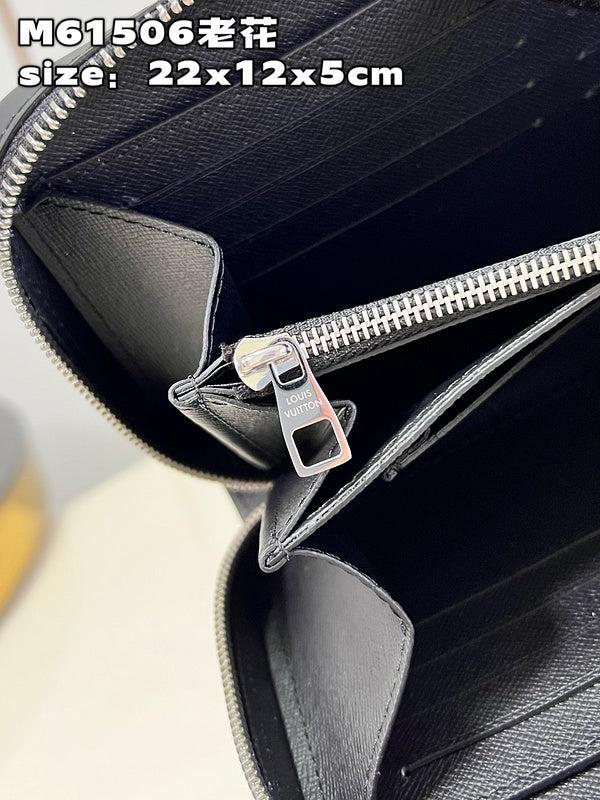 Alice bags - Louis Vuittons  - 15700