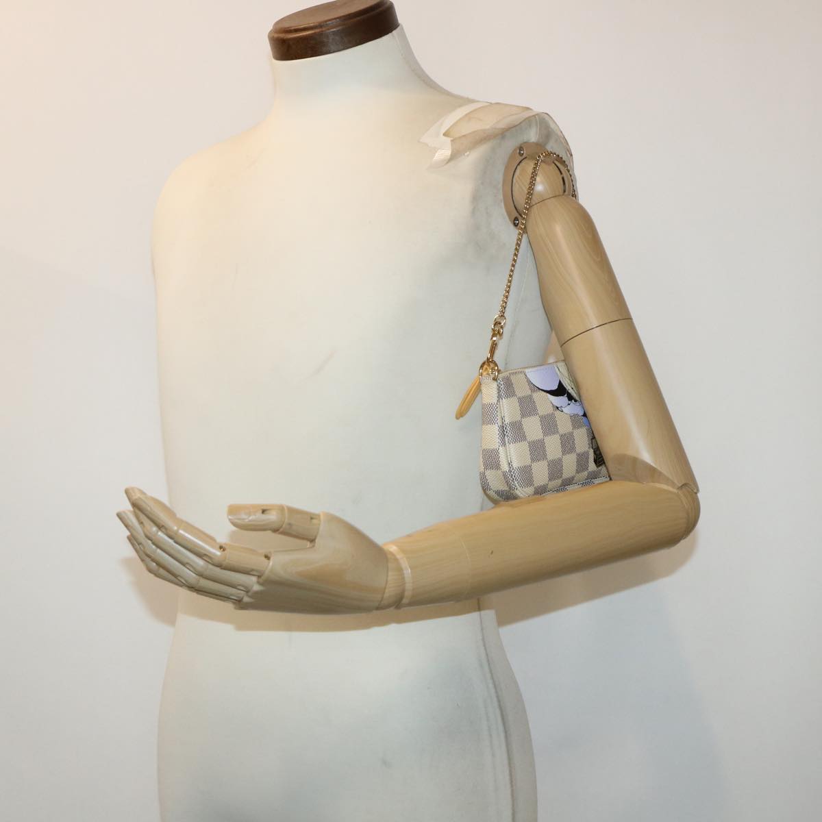 LOUIS VUITTON Damier Azur Mini Pochette Accessoires Pouch N63005 LV Auth 46968A