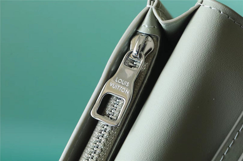 Alice bags - Louis Vuittons  - 10555