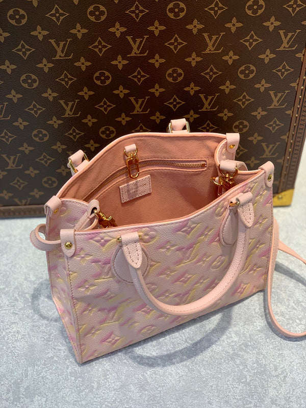 Alice Bags- Louis Vuittons  - 16565