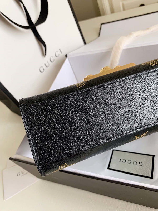 Gucci   Luxury Bags  1378