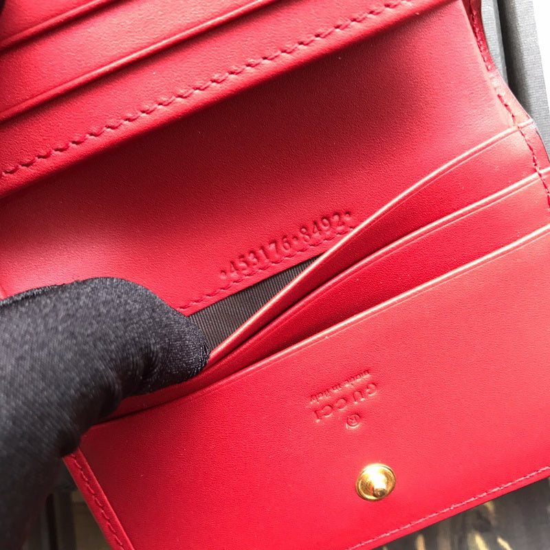 Gucci   Luxury Bags  911