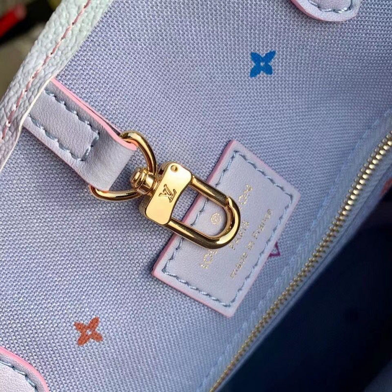 Alice Bags- Louis Vuittons  - 16589