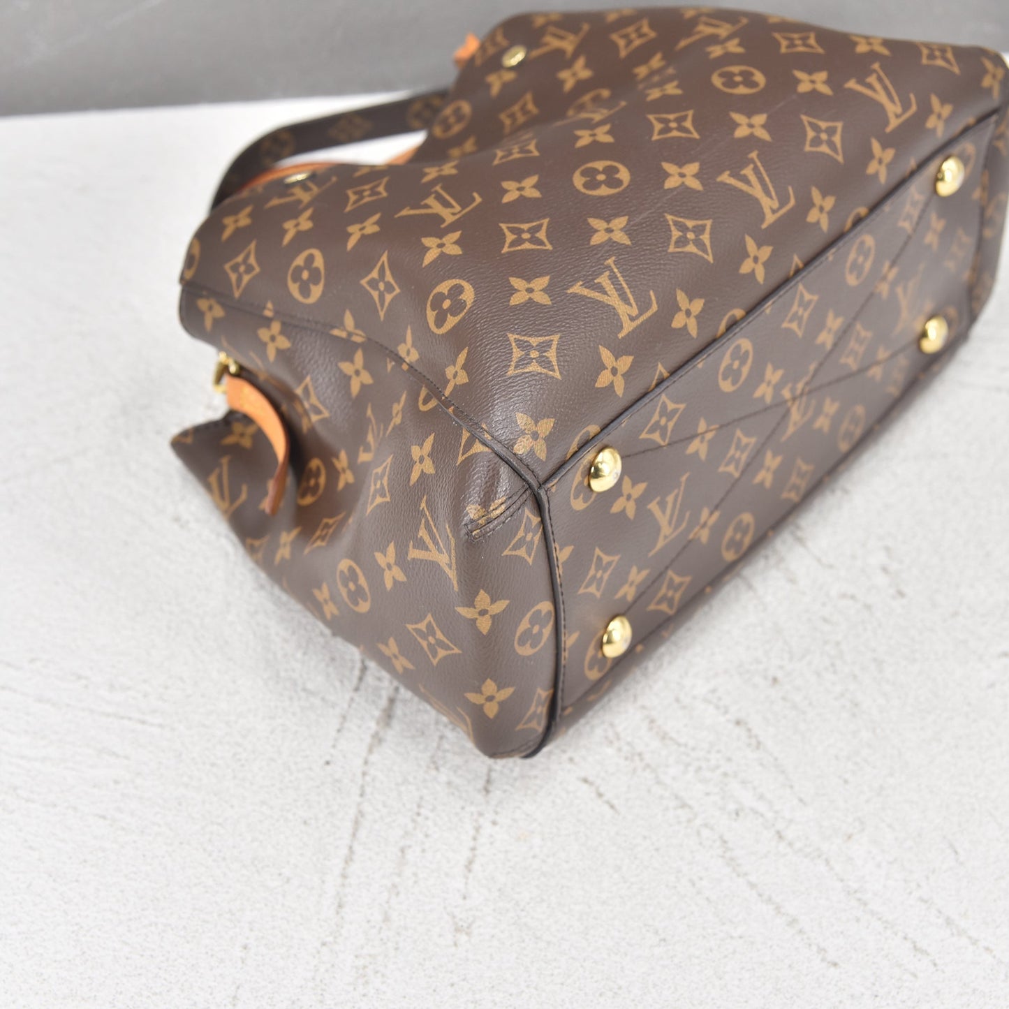 Louis Vuitton Brown Canvas Montaigne handbag bag