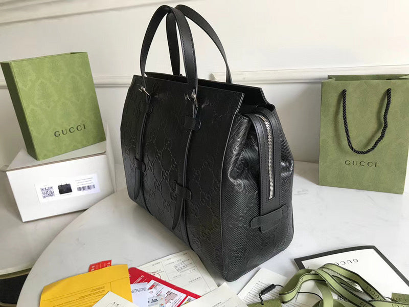 Gucci   Luxury Bags  1064