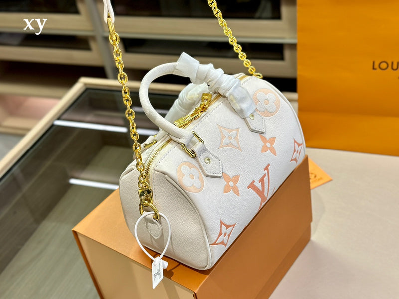 Alice bags - Louis Vuittons  - 15004