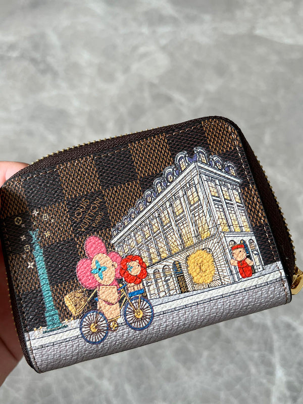 Alice Bags- Louis Vuittons  - 16018