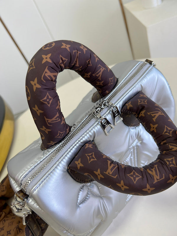Alice Bags- Louis Vuittons  - 16103