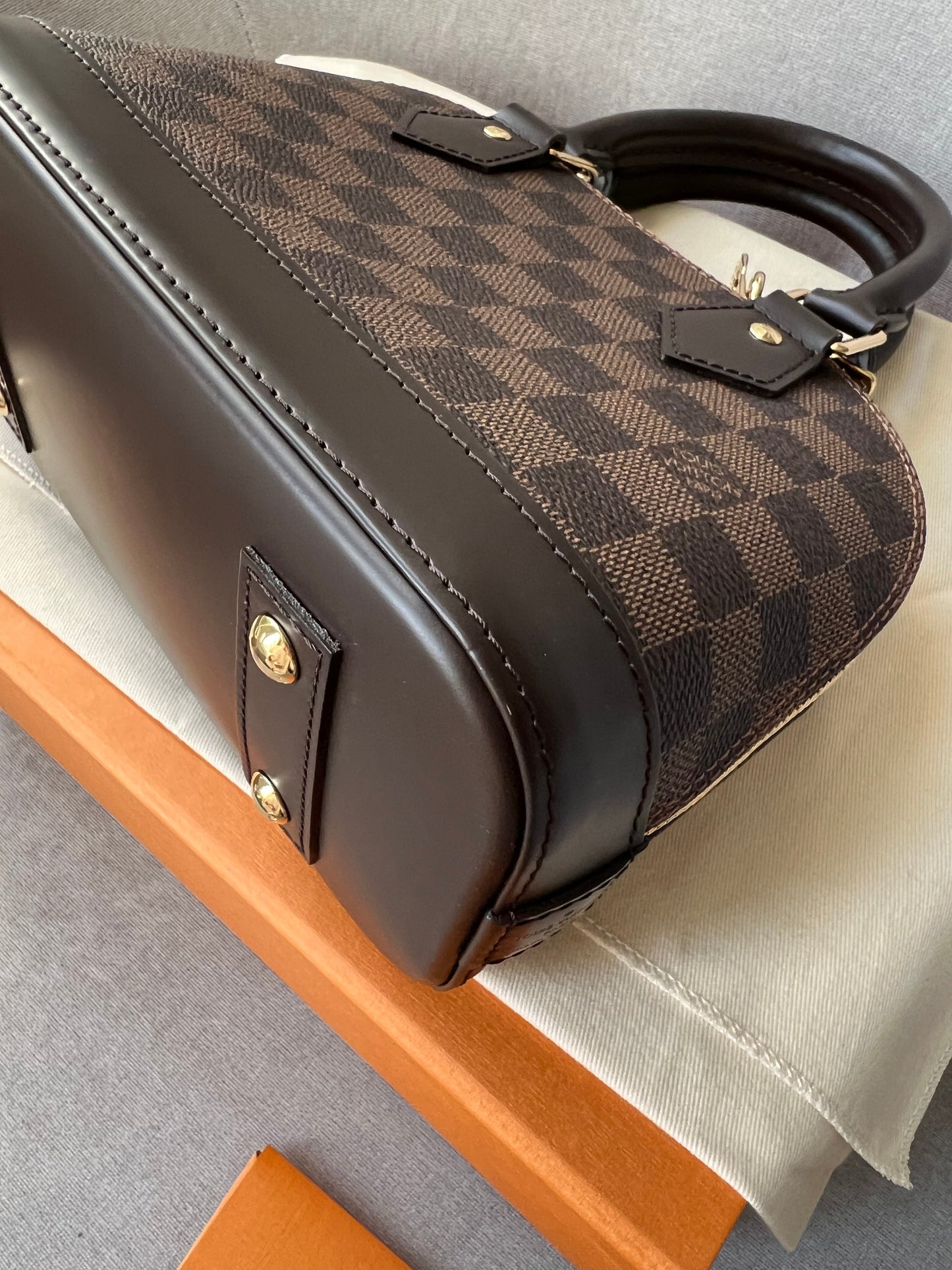 Louis Vuitton Alma BB Damier Ebene