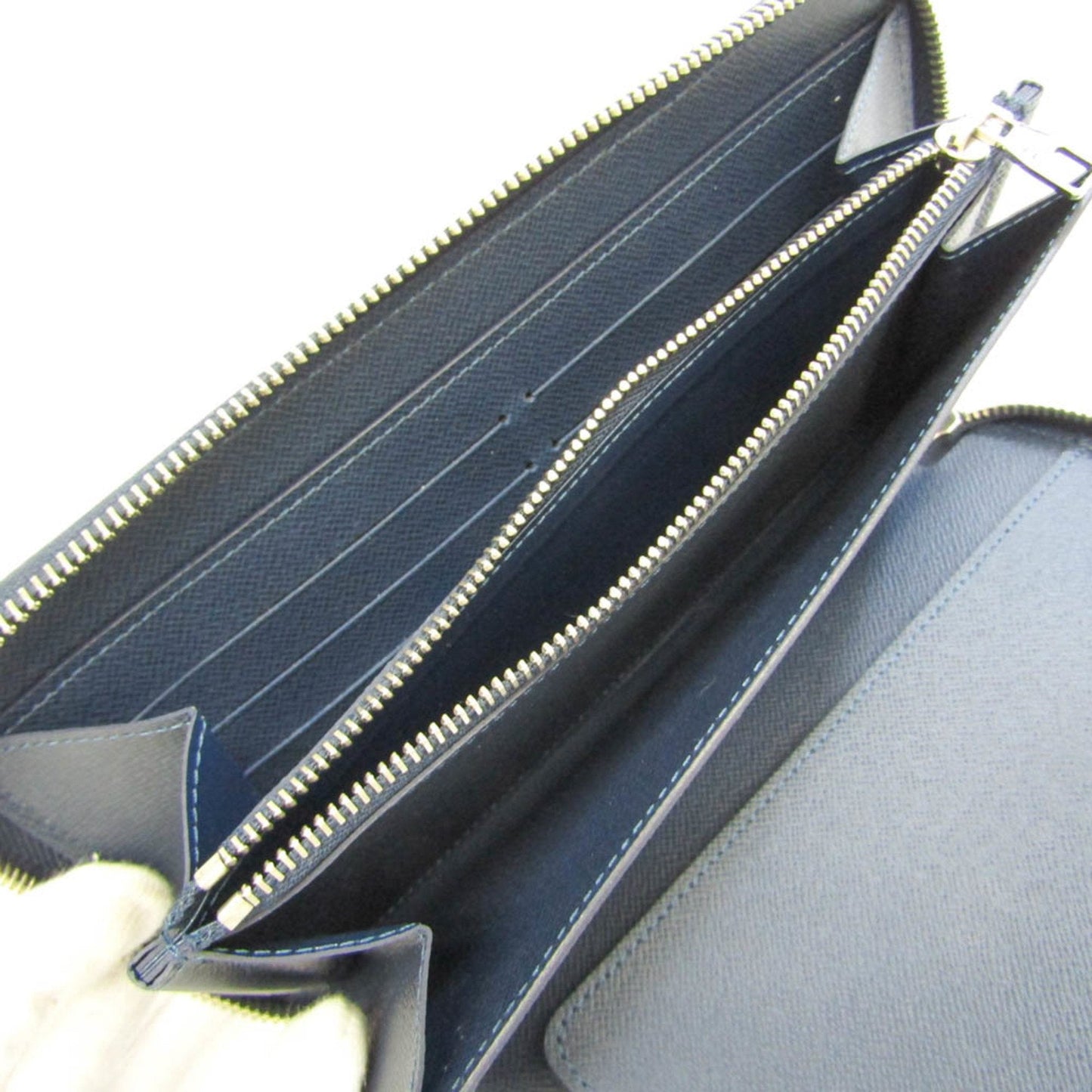 Louis Vuitton Black Leather Zippy organizer wallet accessories
