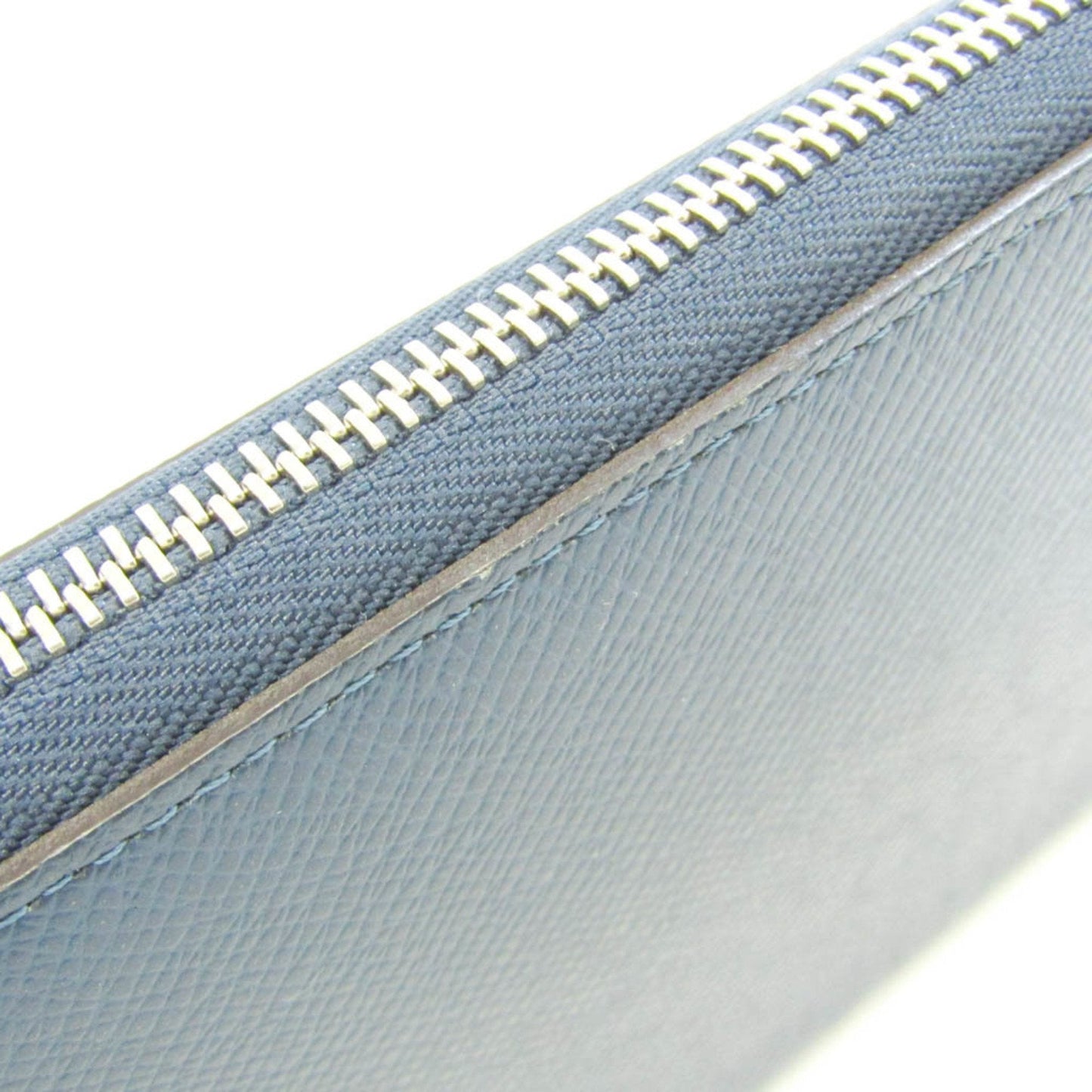 Louis Vuitton Black Leather Zippy organizer wallet accessories