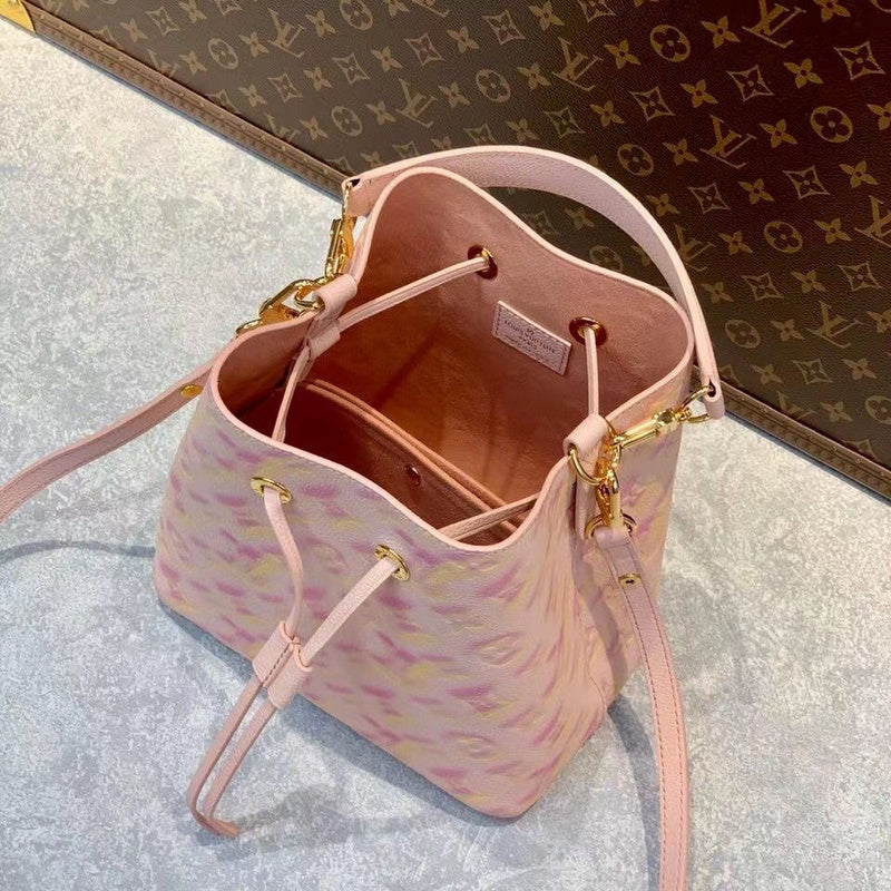 Alice Bags- Louis Vuittons  - 16594
