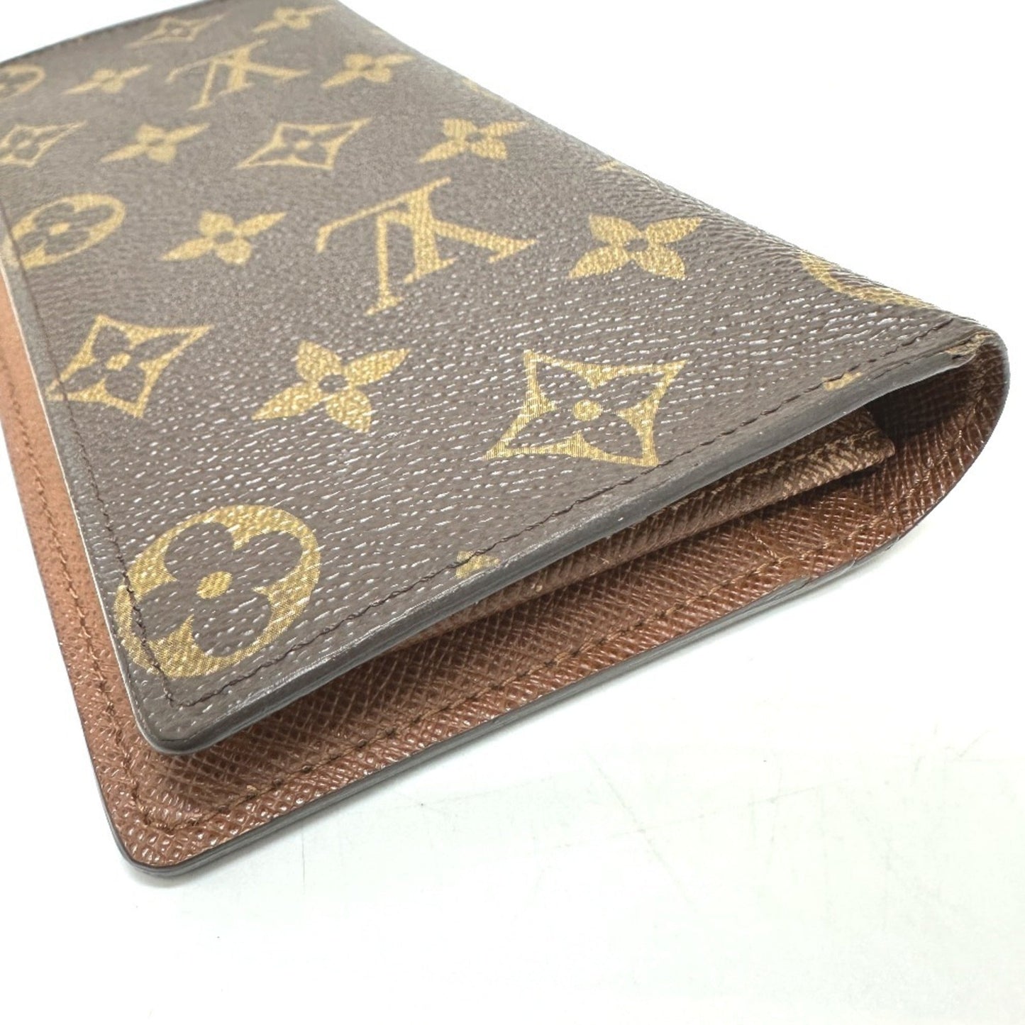 Louis Vuitton  Monogram Long Wallet (Bi-Fold)
