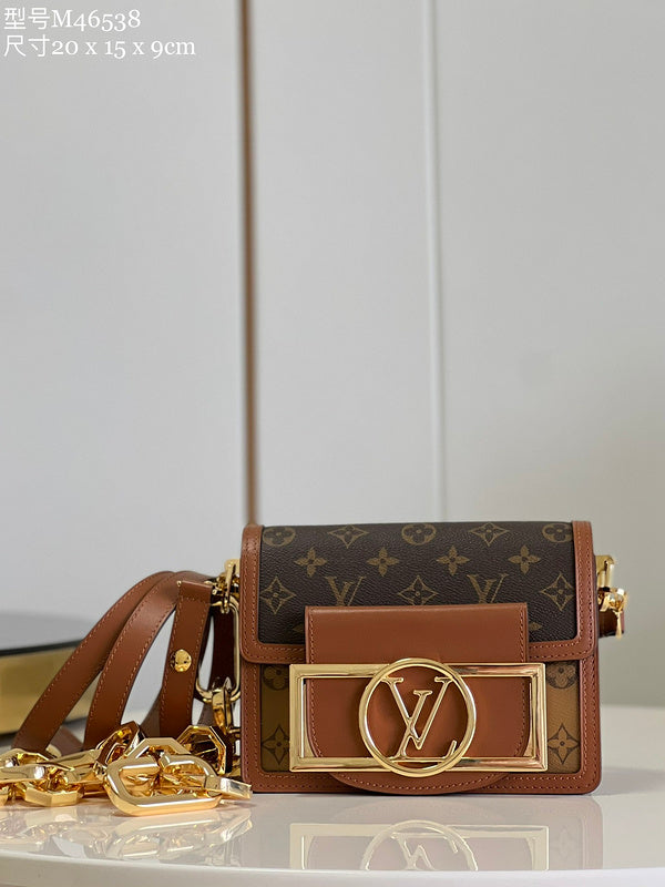 Alice Bags- Louis Vuittons  - 16118