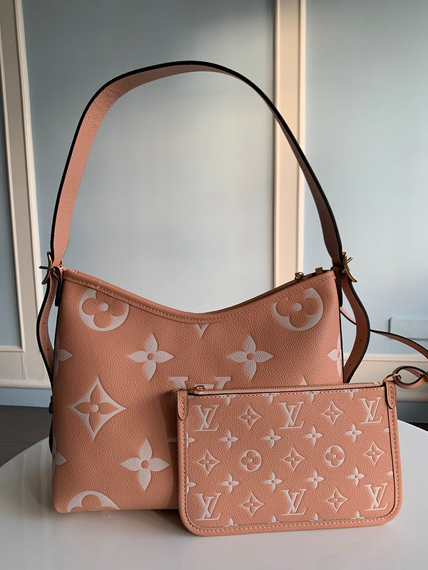 Alice Bags- Louis Vuittons  - 16033