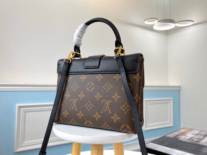 Alice Bags- Louis Vuittons  - 16351