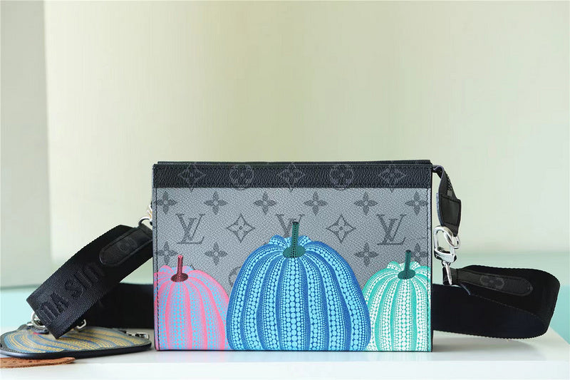 Alice bags - Louis Vuittons  - 9945