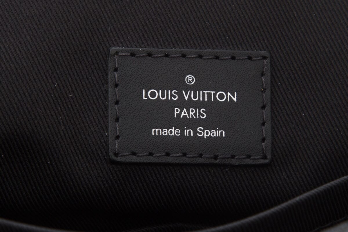 Louis Vuitton 2010 Daniel Graphite Damier HandBag