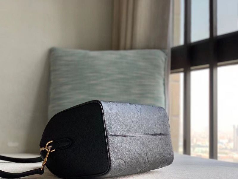Alice bags - Louis Vuittons  - 15684