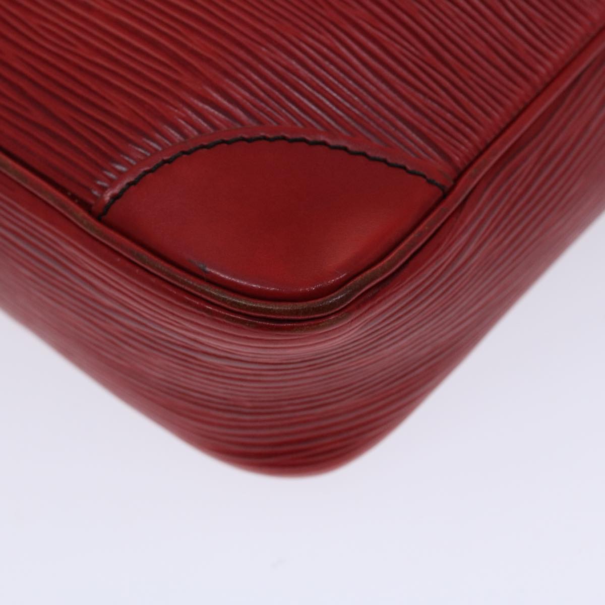 LOUIS VUITTON Epi Danube Shoulder Bag Red M45637 LV  49261