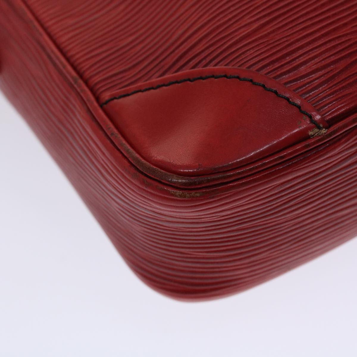 LOUIS VUITTON Epi Danube Shoulder Bag Red M45637 LV  49261