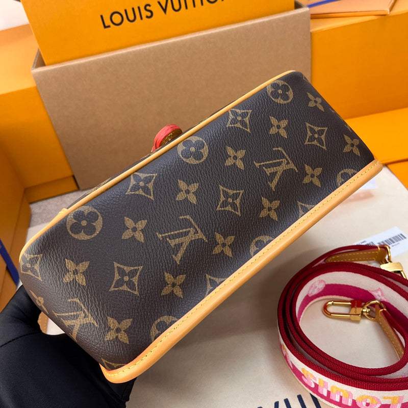 Alice bags - Louis Vuittons  - 15840