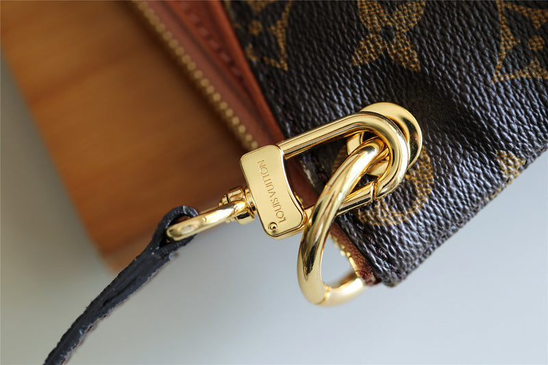 Alice bags - Louis Vuittons  - 7996