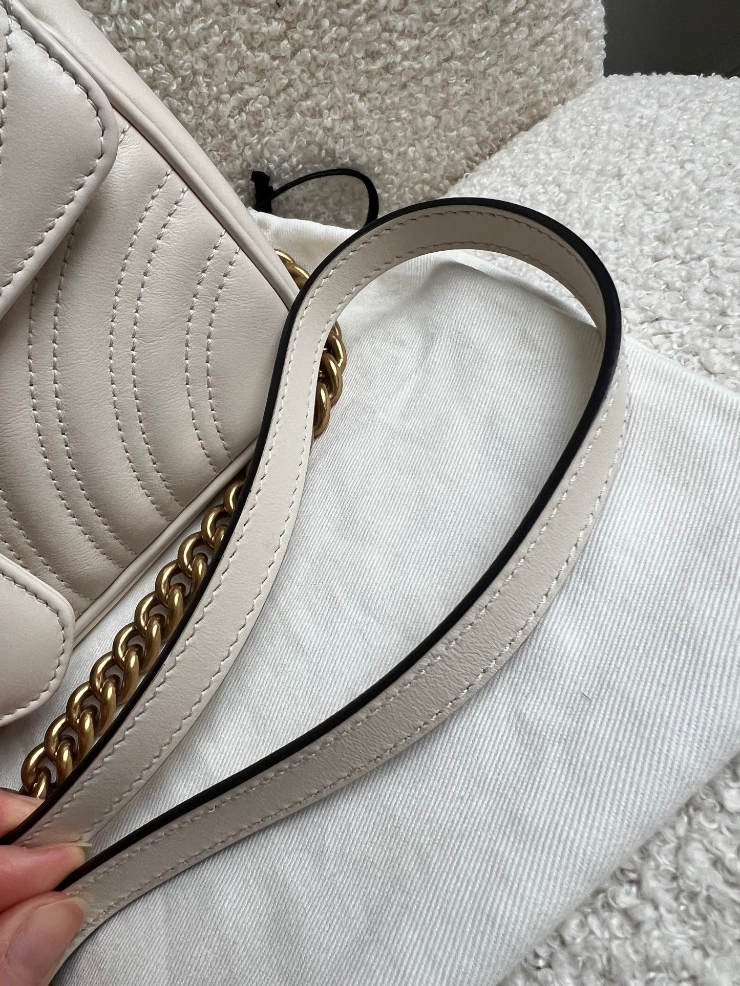 Gucci GG White Marmont Mini Shoulder Bag (RRP £1,890)