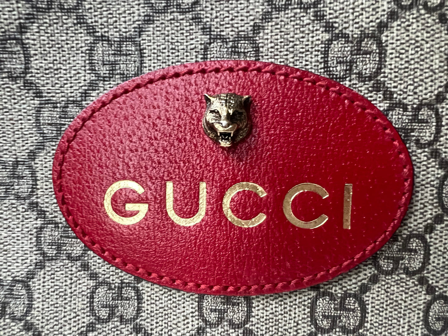 Gucci Neo Vintage GG Supreme Messenger Bag (RRP £1060)