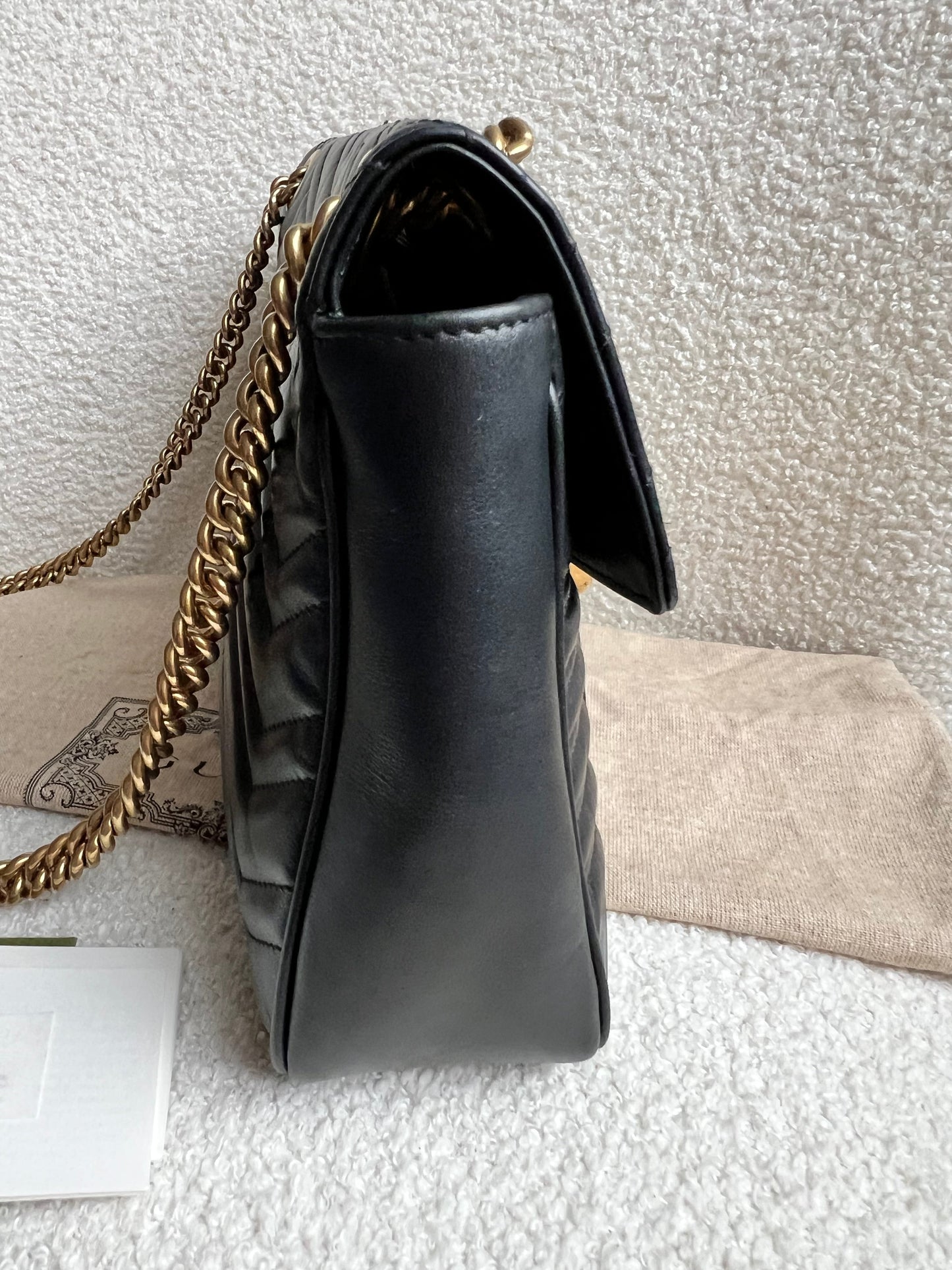 Gucci GG Black Marmont Medium Shoulder Bag (RRP £2,340)
