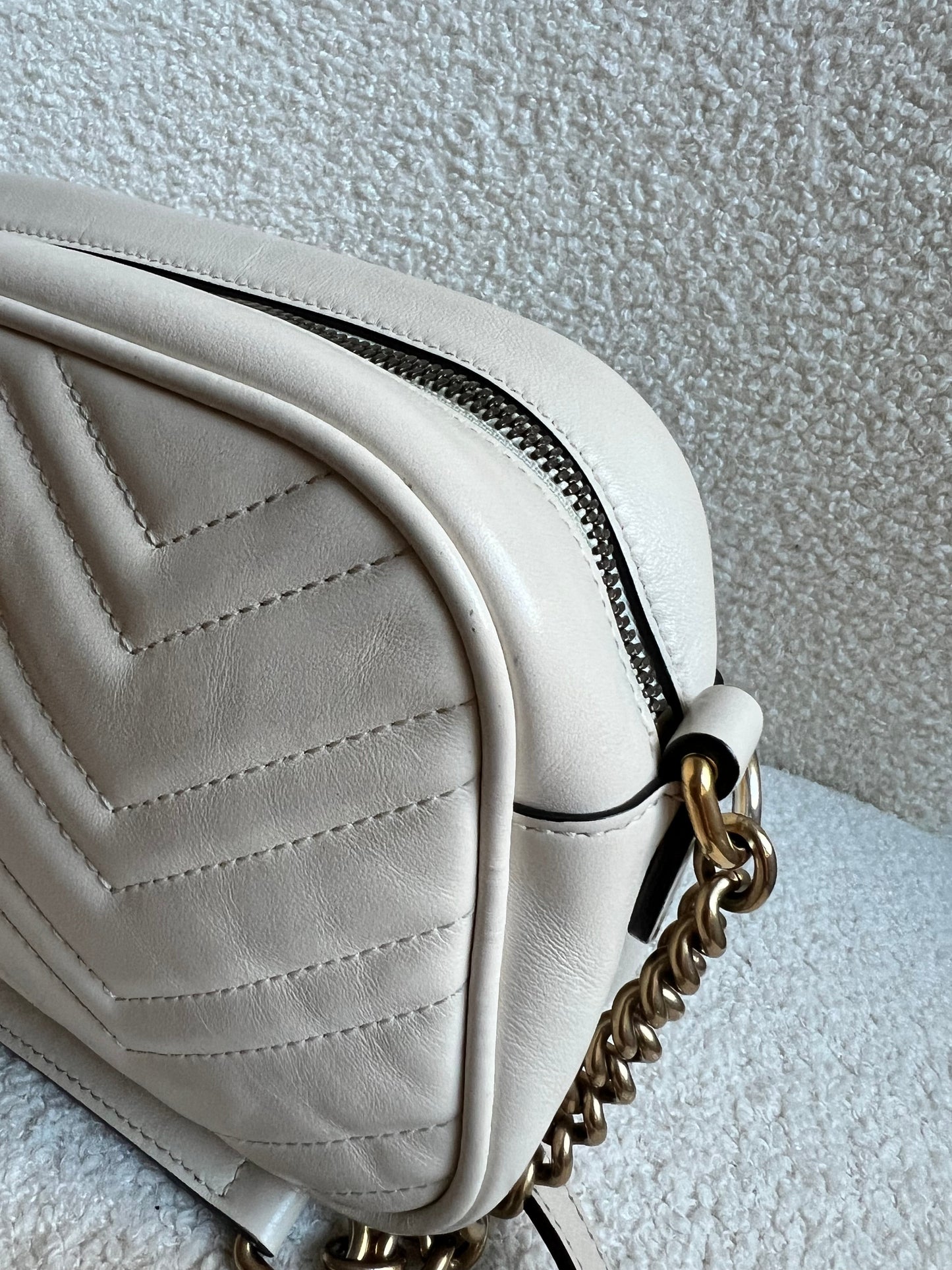 Gucci GG White Marmont Small Shoulder Bag (RRP £1440)