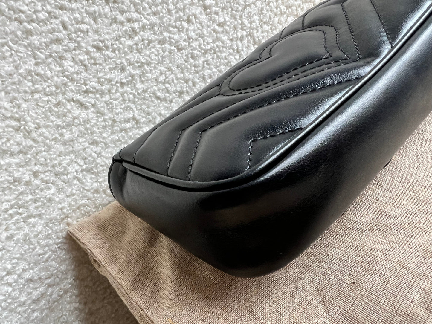 Gucci GG Black Marmont Super Mini Shoulder Bag (RRP £985)