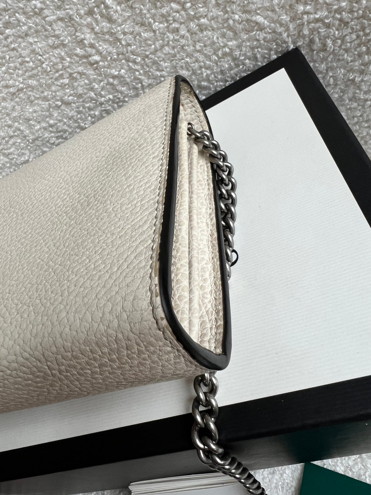 Gucci Dionysus White Mini Chain Bag (RRP £1340)