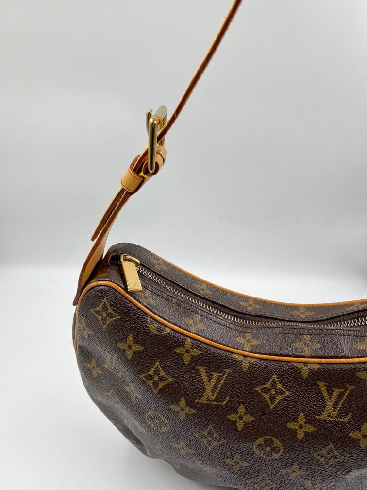 Louis Vuitton Croissant MM