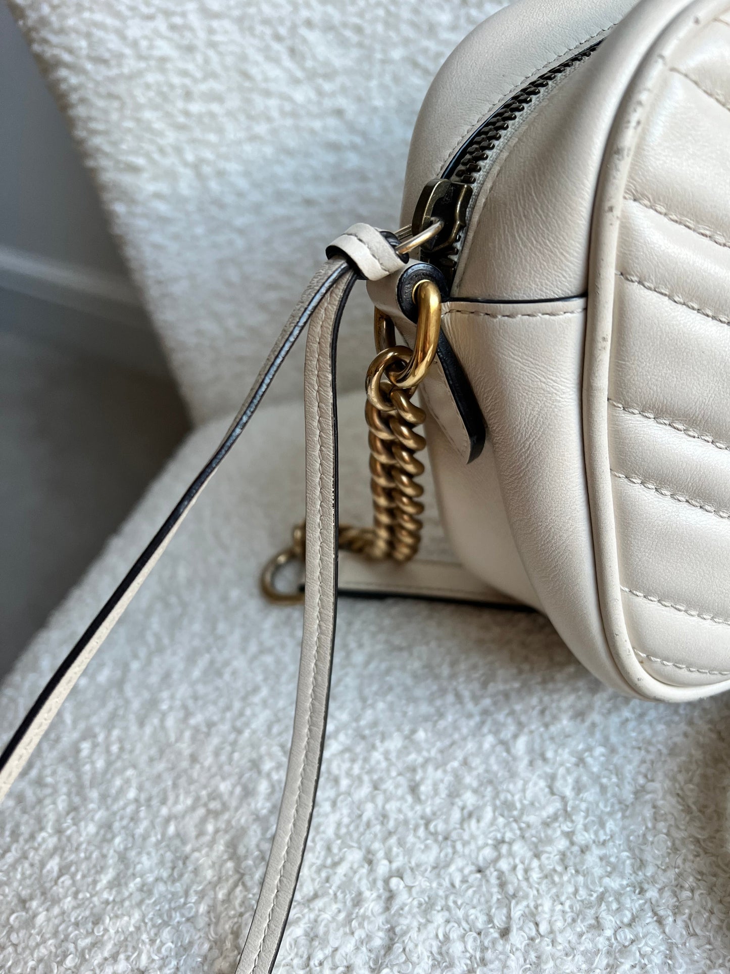 Gucci GG White Marmont Small Shoulder Bag (RRP £1440)