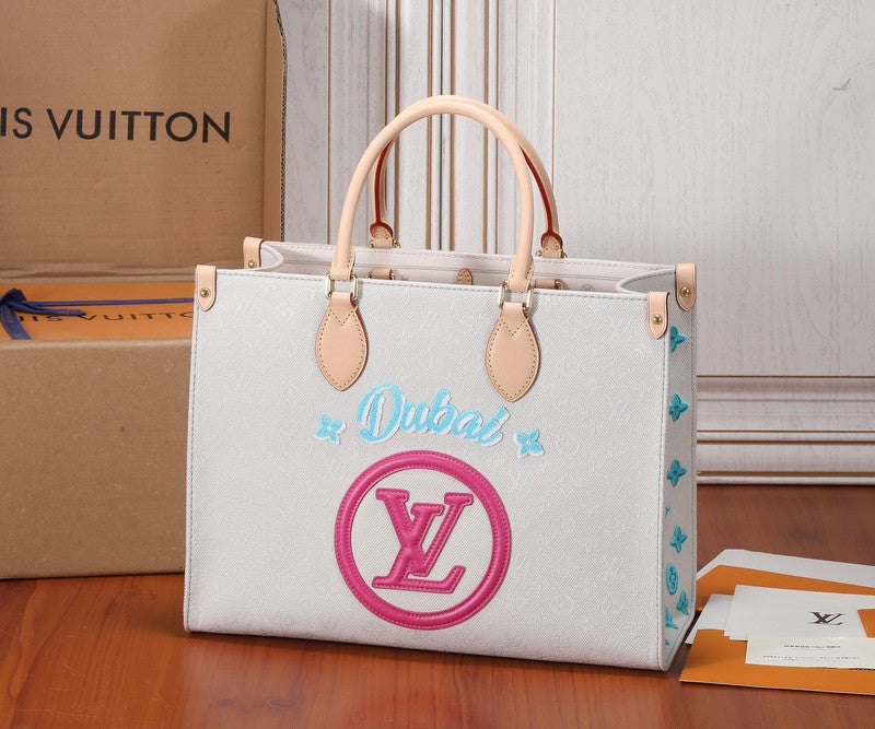 Alice Bags- Louis Vuittons  - 16523