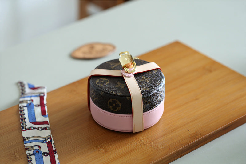 Alice bags - Louis Vuittons  - 9356