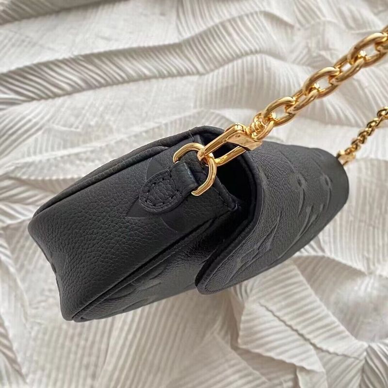 Alice bags - Louis Vuittons  - 15328
